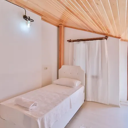 Apartment Eleven Apart